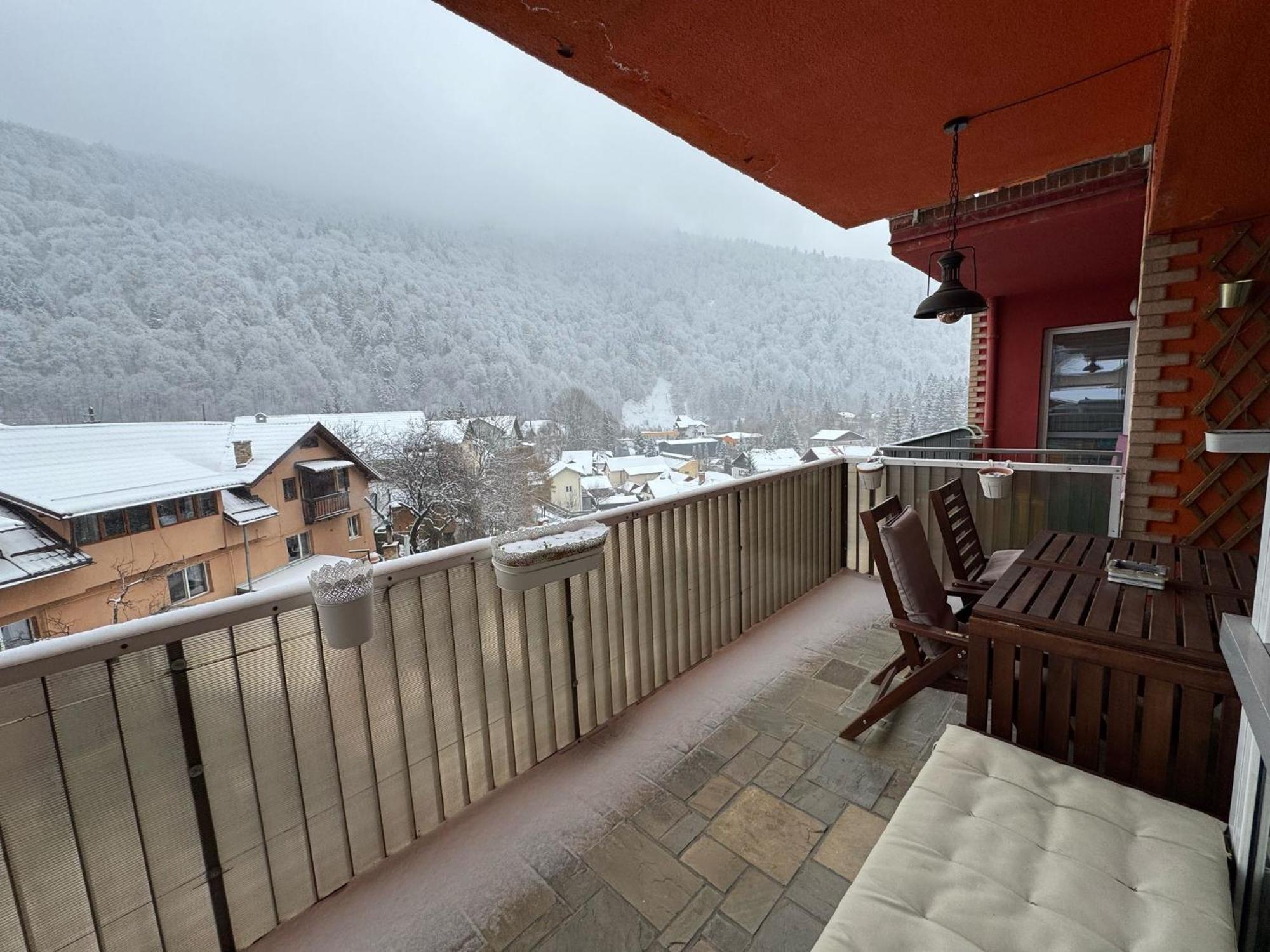 Miro Apartament Sinaia Kültér fotó